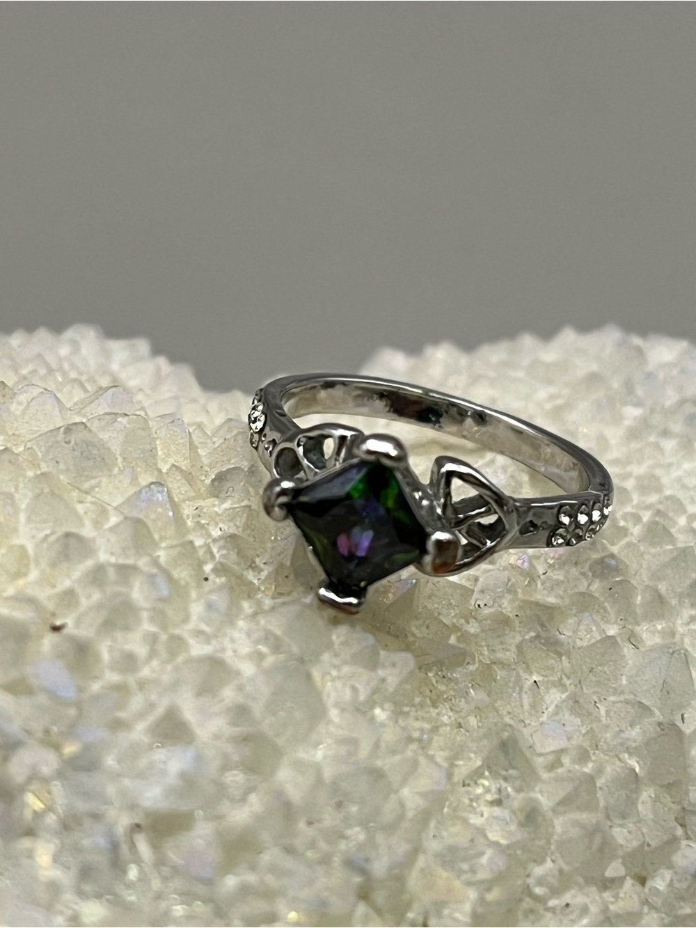 Mystic Topaz Ring Size 7.5 Silver Celtic Knot Princess Cut Rainbow Aurora